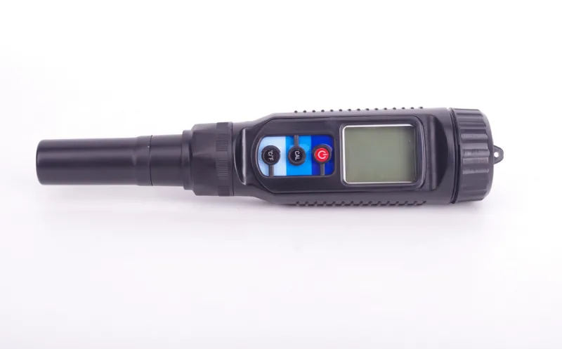 PH-06 Waterproof Pen-type High-precision pH / Ther