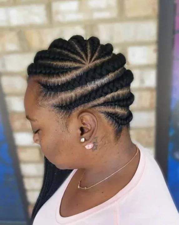 Trending Ghana weaving shuku